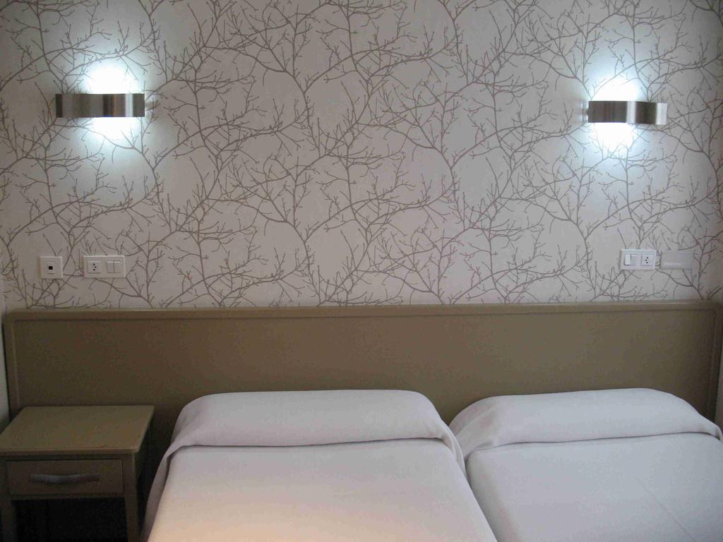 Hostal Valadares Noia Phòng bức ảnh