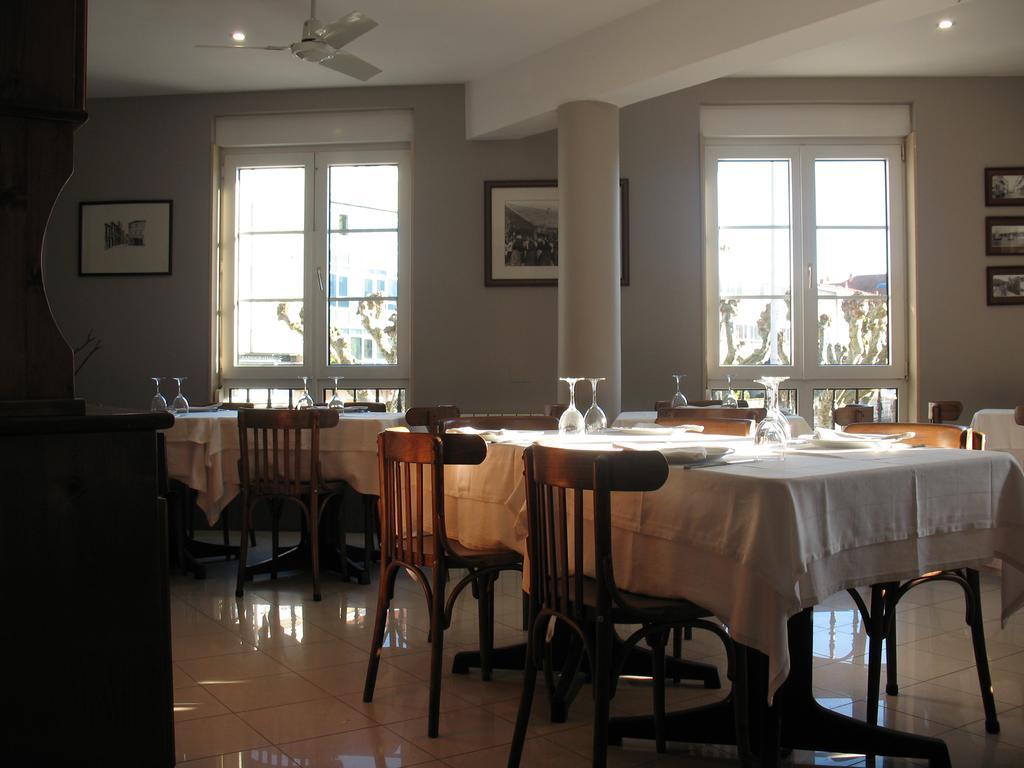 Hostal Valadares Noia Ngoại thất bức ảnh